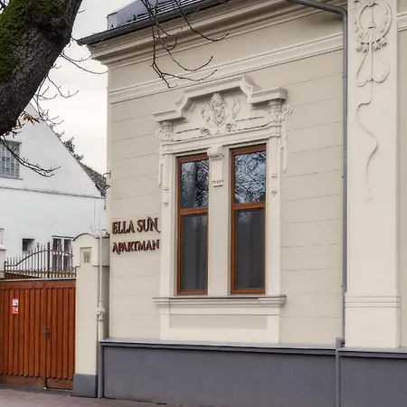 Ella Sun Makó